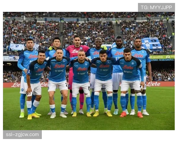 意甲焦点战：AC米兰vs那不勒斯，皮奥利罕见采用5-3-2防守阵型应对奥斯梅恩